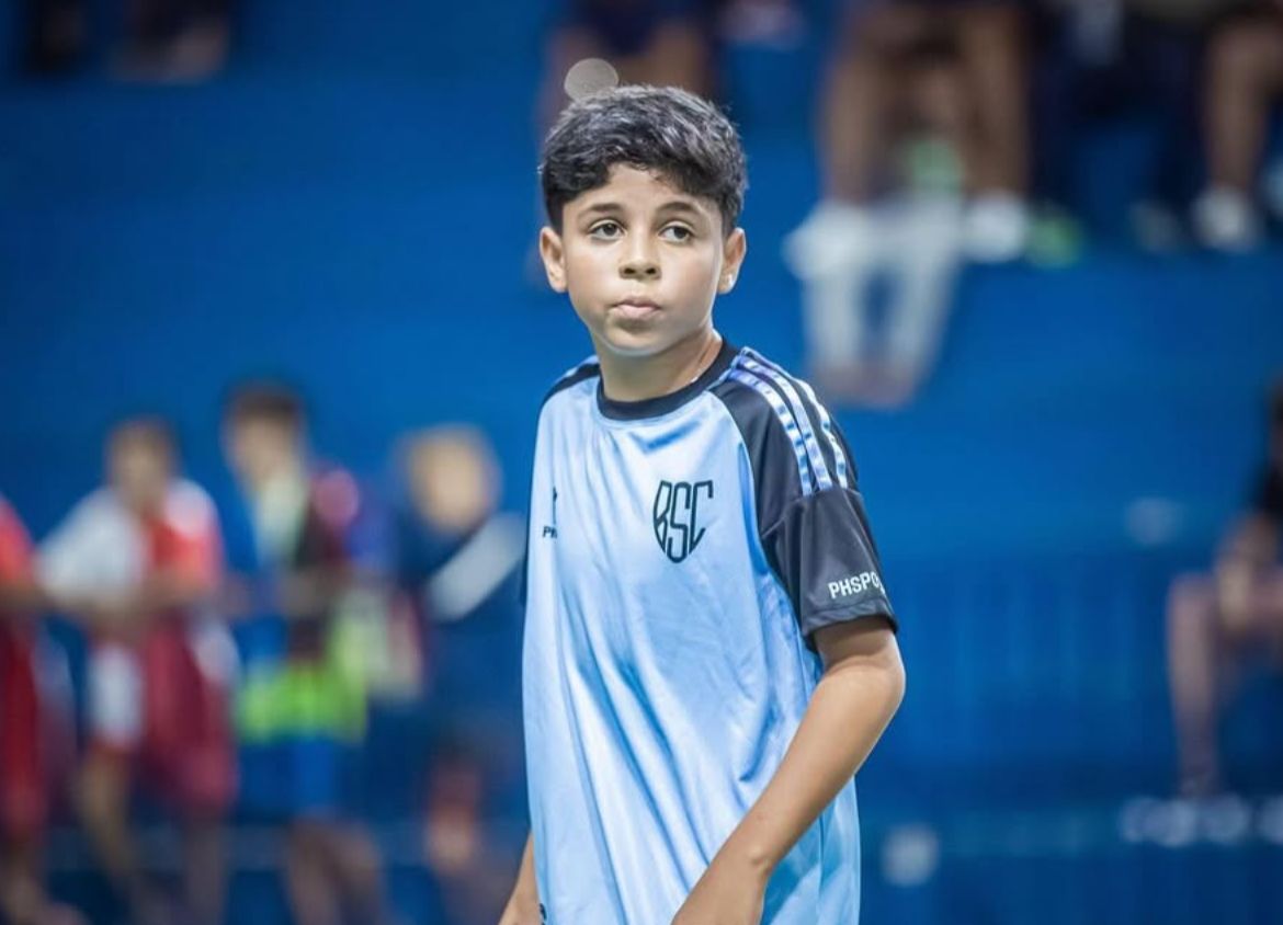 DAVI DOROTEU